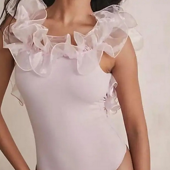 Free People, intimately free Pink Ruffled Bosysuit XS - Picture 2 of 4